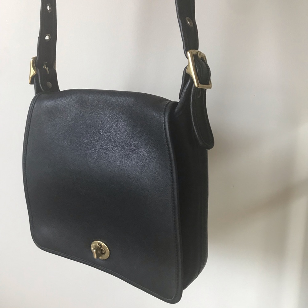 Vintage COACH Crossbody Purse - Picture 3 of 6